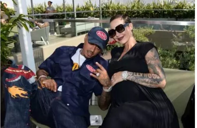 Amber Rose gives birth to baby boy after difficult pregnancy
